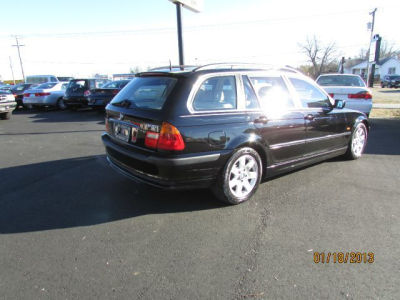 2001 BMW 325 i