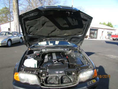 2001 BMW 325 i