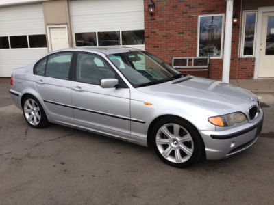 2003 BMW 325 i