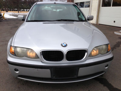 2003 BMW 325 i