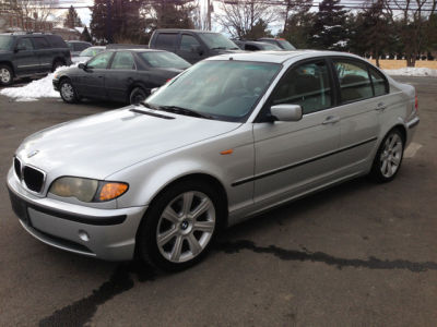 2003 BMW 325 i
