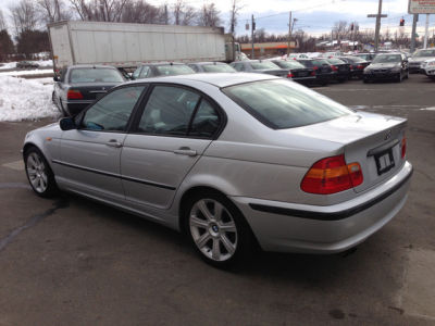 2003 BMW 325 i