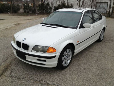 2001 BMW 325  i