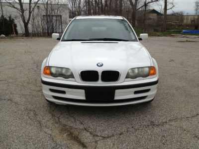 2001 BMW 325 i