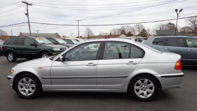 2004 BMW 325 i
