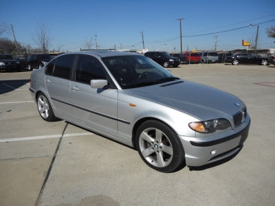 2004 BMW 325  i