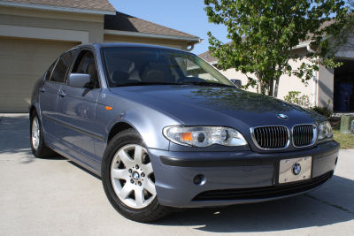 2003 BMW 325  i