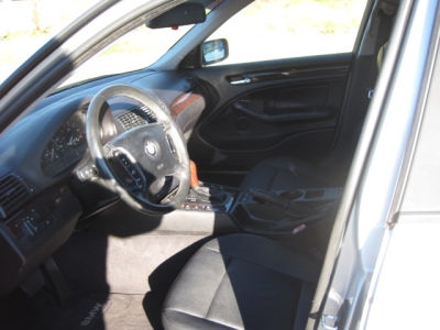 2002 BMW 325 i