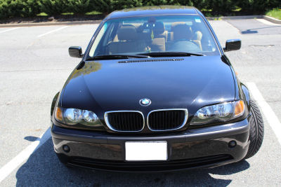 2004 BMW 325  i