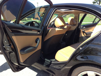 2004 BMW 325  i