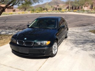 2002 BMW 325  i