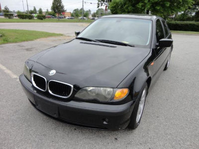 2005 BMW 325  i