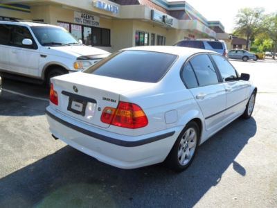 2002 BMW 325 i