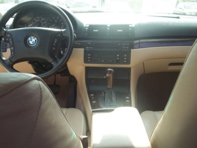 2003 BMW 325 i