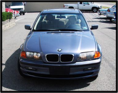 2001 BMW 325  xi