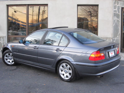 2002 BMW 325 i