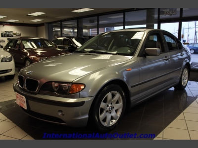 2003 BMW 325  i