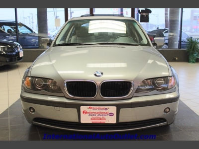 2003 BMW 325  i