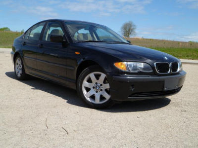 2003 BMW 325  xi