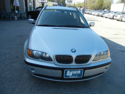 2004 BMW 325 xiT