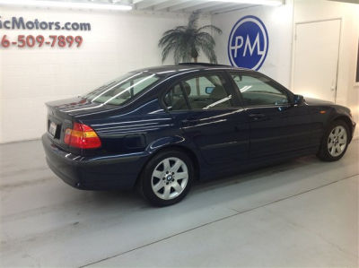 2002 BMW 325 i