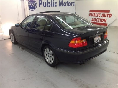2002 BMW 325 i