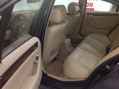 2002 BMW 325 i