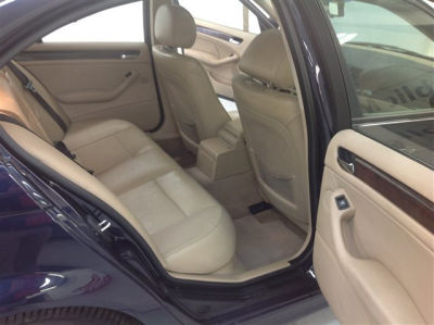 2002 BMW 325 i