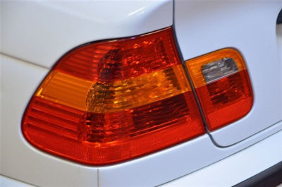 2005 BMW 325  i