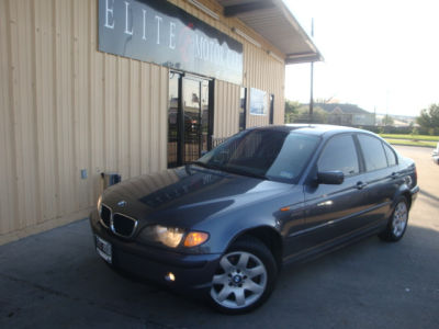 2003 BMW 325  xi