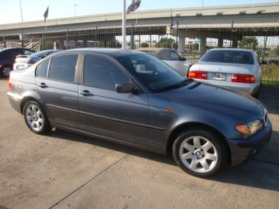 2003 BMW 325 xi