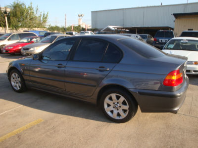 2003 BMW 325 xi