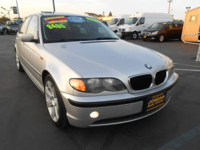 2003 BMW 325  i