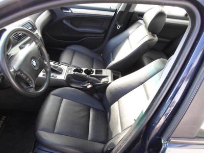 2002 BMW 325 i