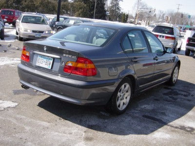 2002 BMW 325 xi