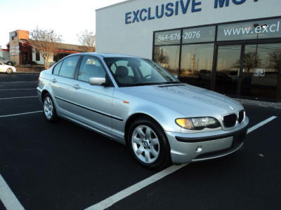 2003 BMW 325  i