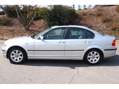 2003 BMW 325 i