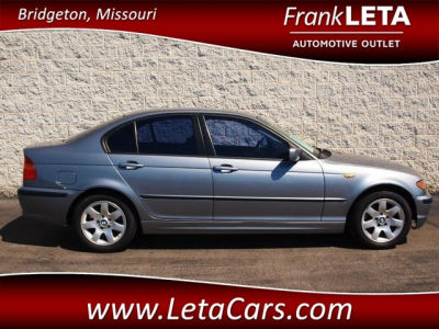 2005 BMW 325  i