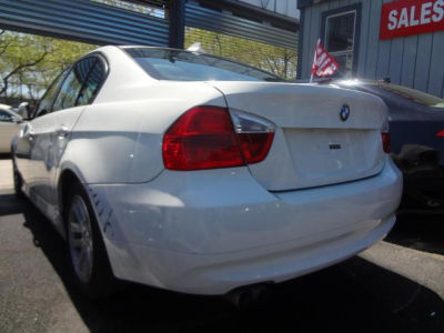 2006 BMW 325  i