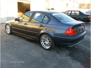2001 BMW 325 i