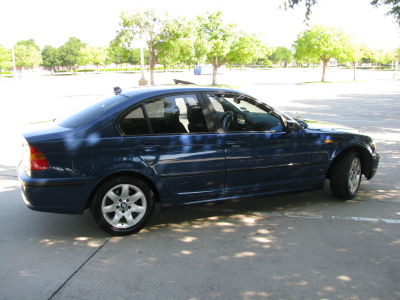 2004 BMW 325 i