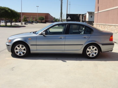 2005 BMW 325 i