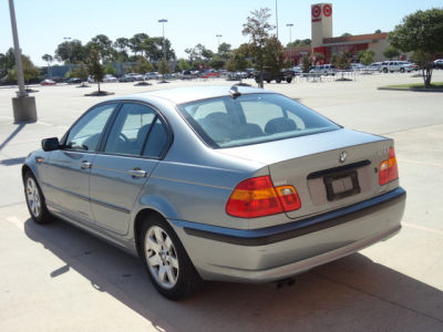 2005 BMW 325 i