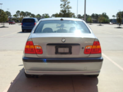 2005 BMW 325 i