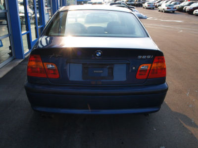 2003 BMW 325 i