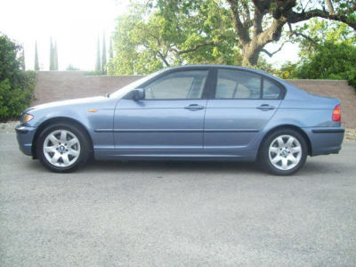 2002 BMW 325 i