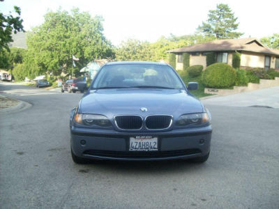 2002 BMW 325 i