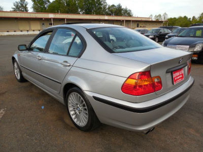 2003 BMW 325 xi