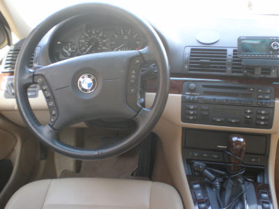 2004 BMW 325 xi