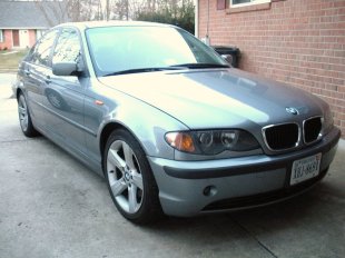 2004 BMW 325  i